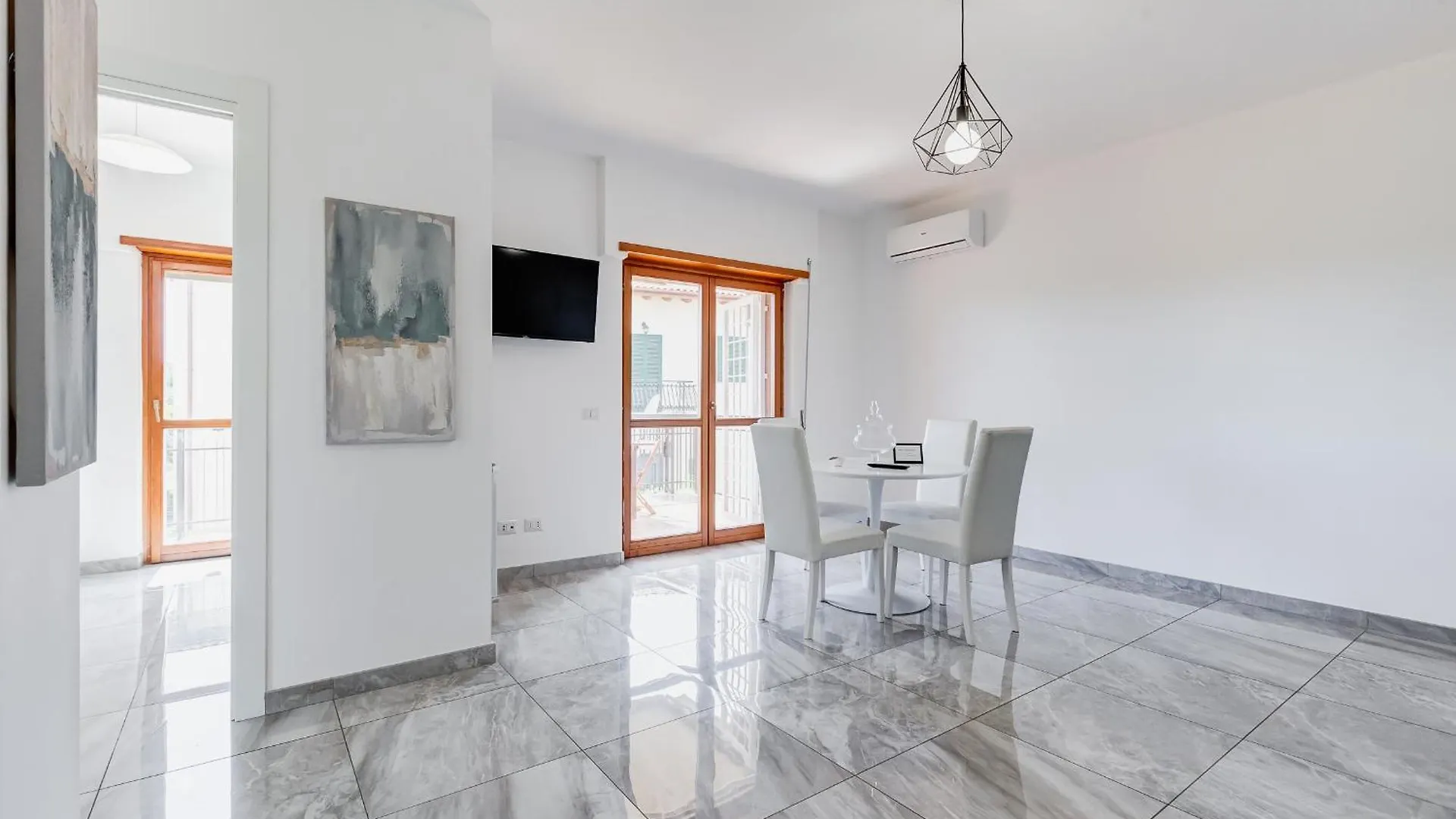 شقة Casa Diamante Appartamento تْشامبينو