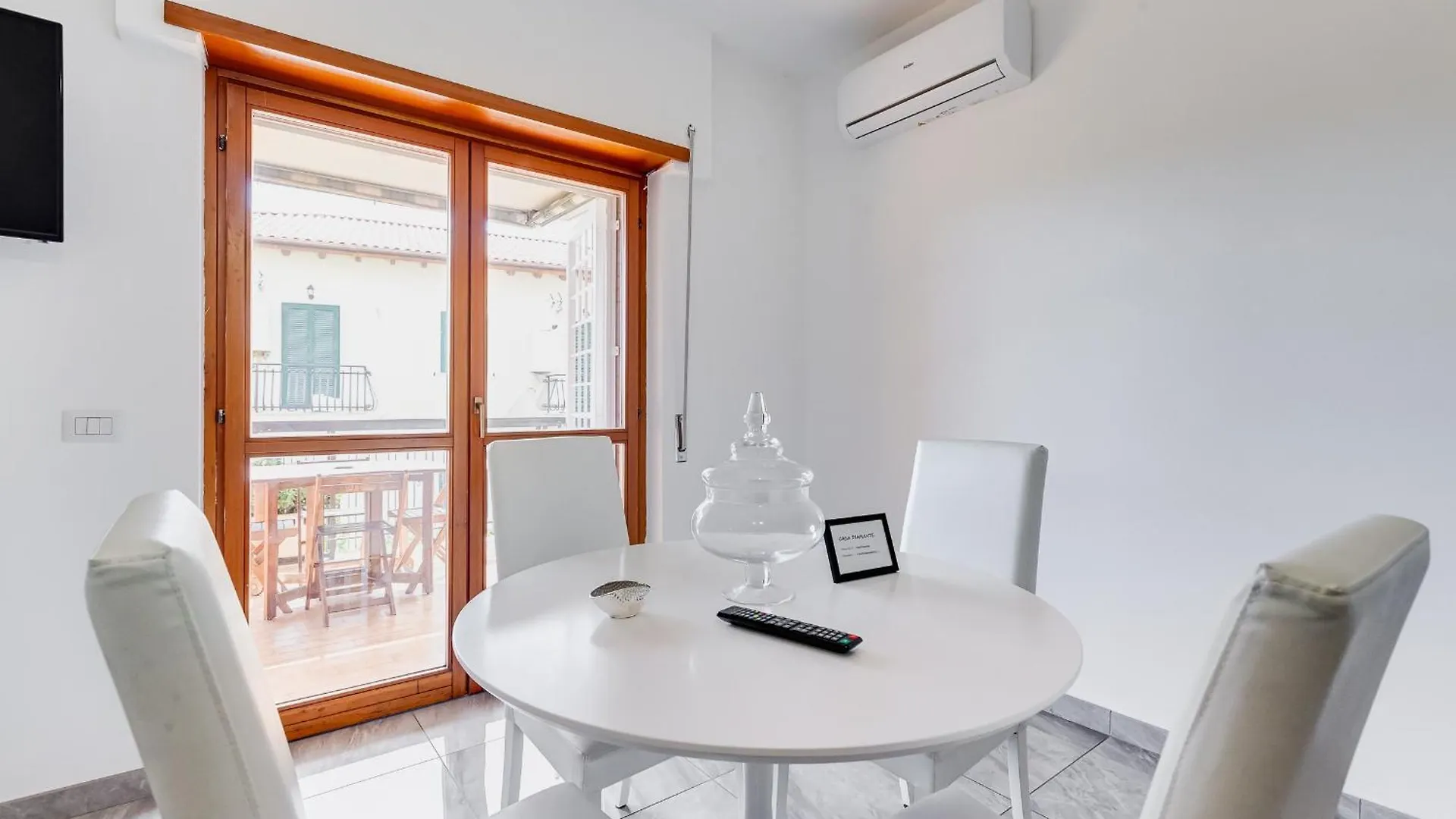 Casa Diamante Appartamento تْشامبينو 0*,