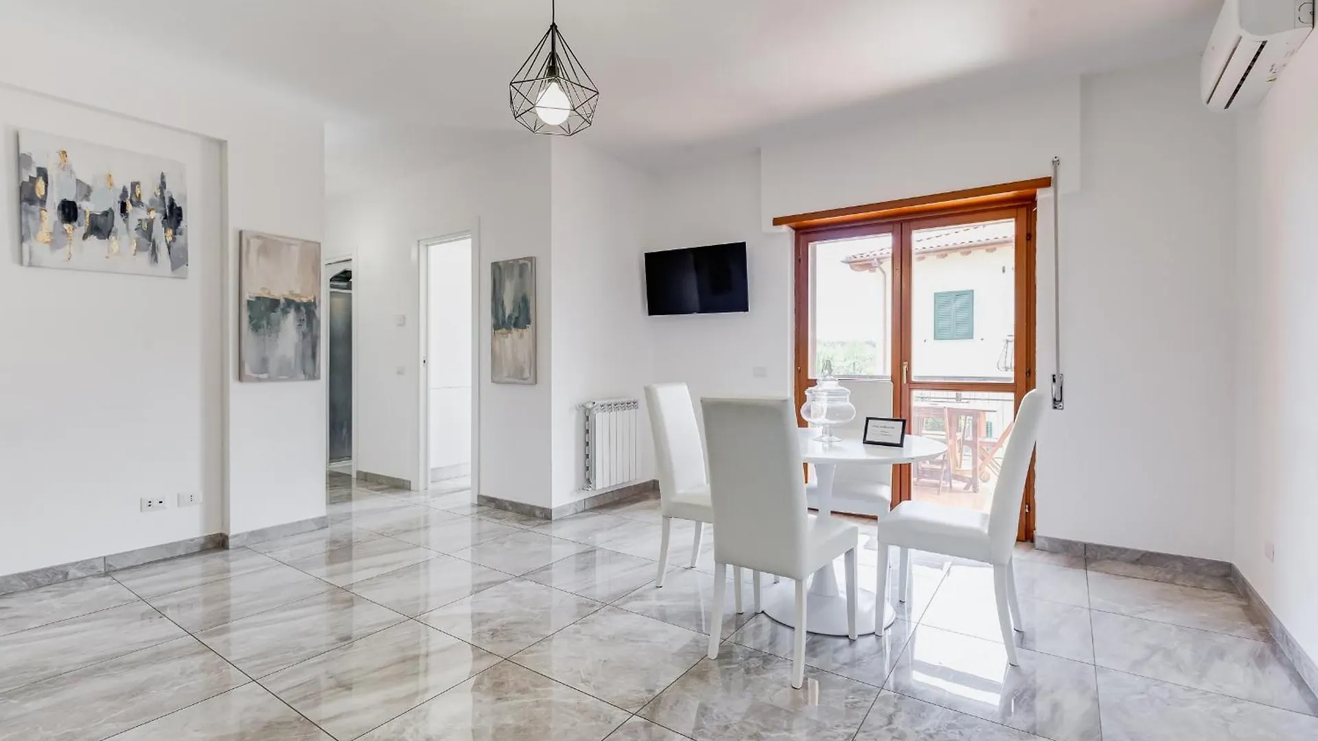 شقة Casa Diamante Appartamento تْشامبينو إيطاليا